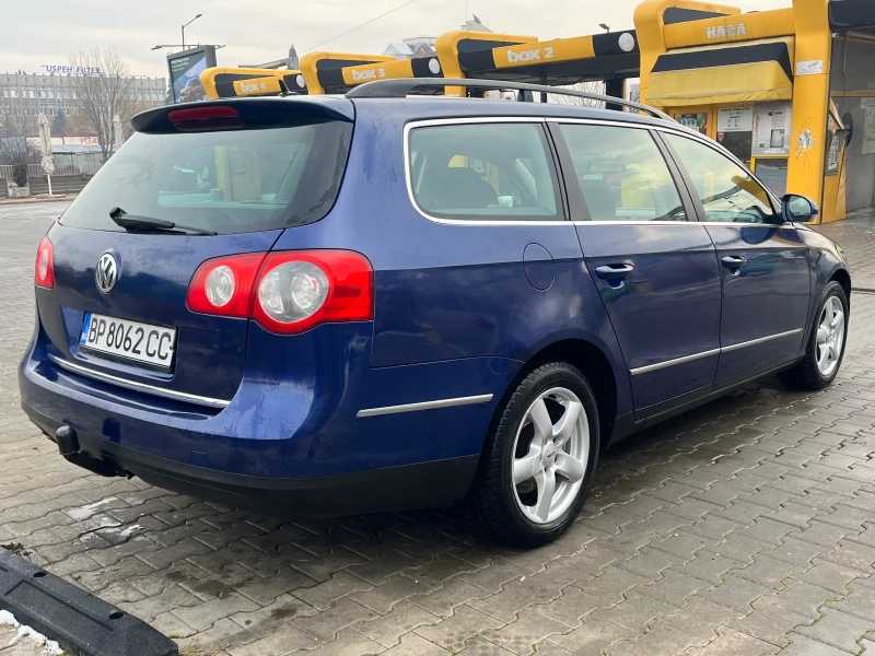 VW Passat 2.0 TDI, снимка 2 - Автомобили и джипове - 48612897