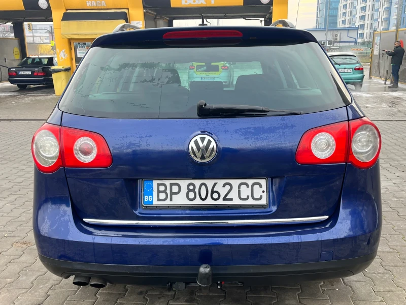 VW Passat 2.0 TDI, снимка 3 - Автомобили и джипове - 48612897