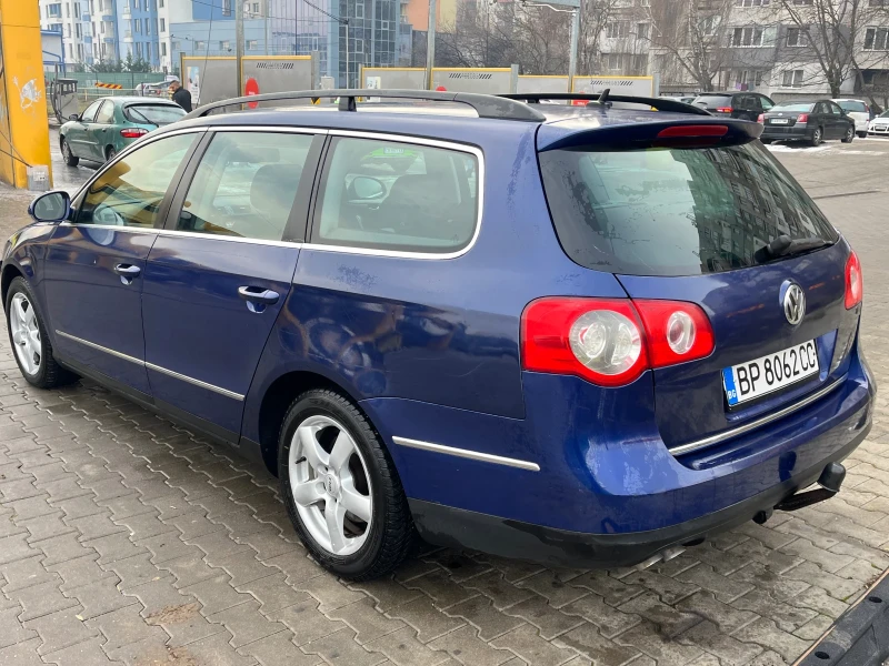 VW Passat 2.0 TDI, снимка 4 - Автомобили и джипове - 48612897