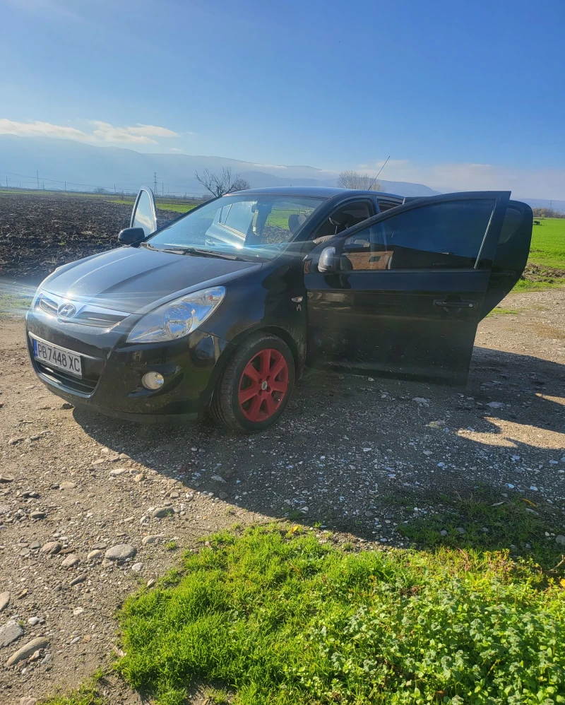 Hyundai I20 BRC газ, снимка 3 - Автомобили и джипове - 52710443