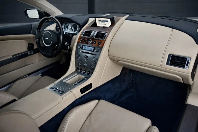 Aston Martin Db9 6.0L V12, снимка 12 - Автомобили и джипове - 53454249