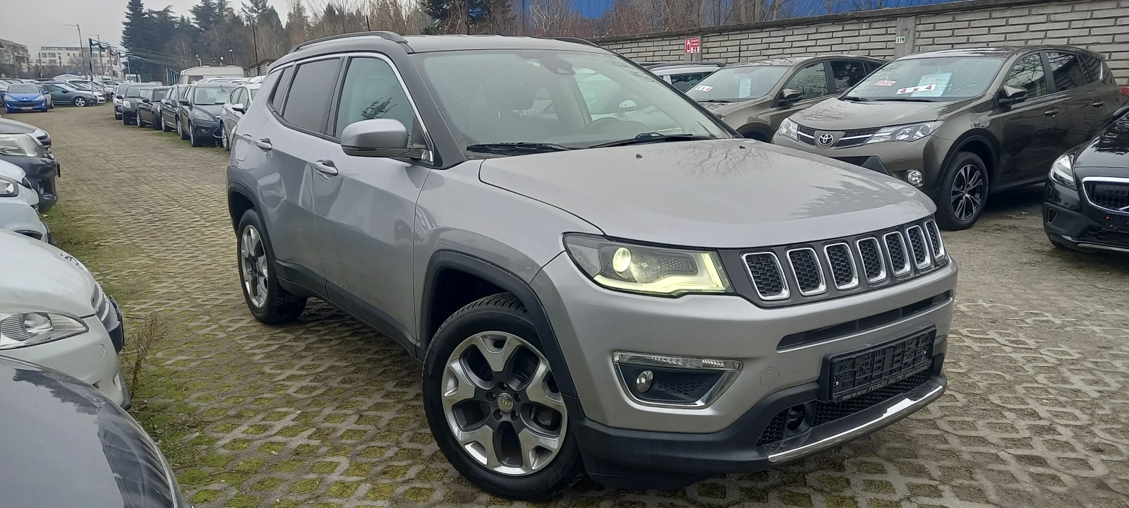Jeep Compass FULL LIMITED ИЗКЛЮЧИТЕЛН СЕРВИ КНИЖК УНИКТ ОБСЛУЖН - изображение 2