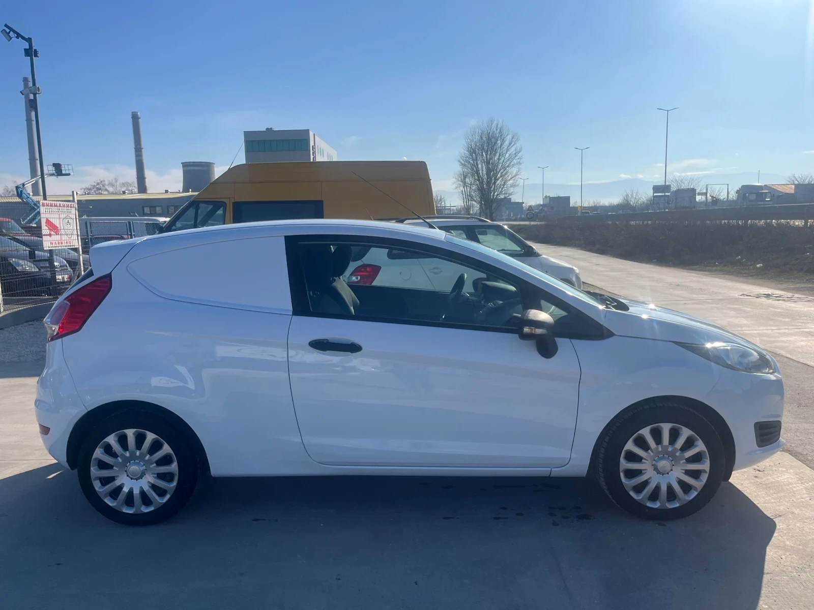 Ford Fiesta 1.5dci -Klima-N1 - изображение 4