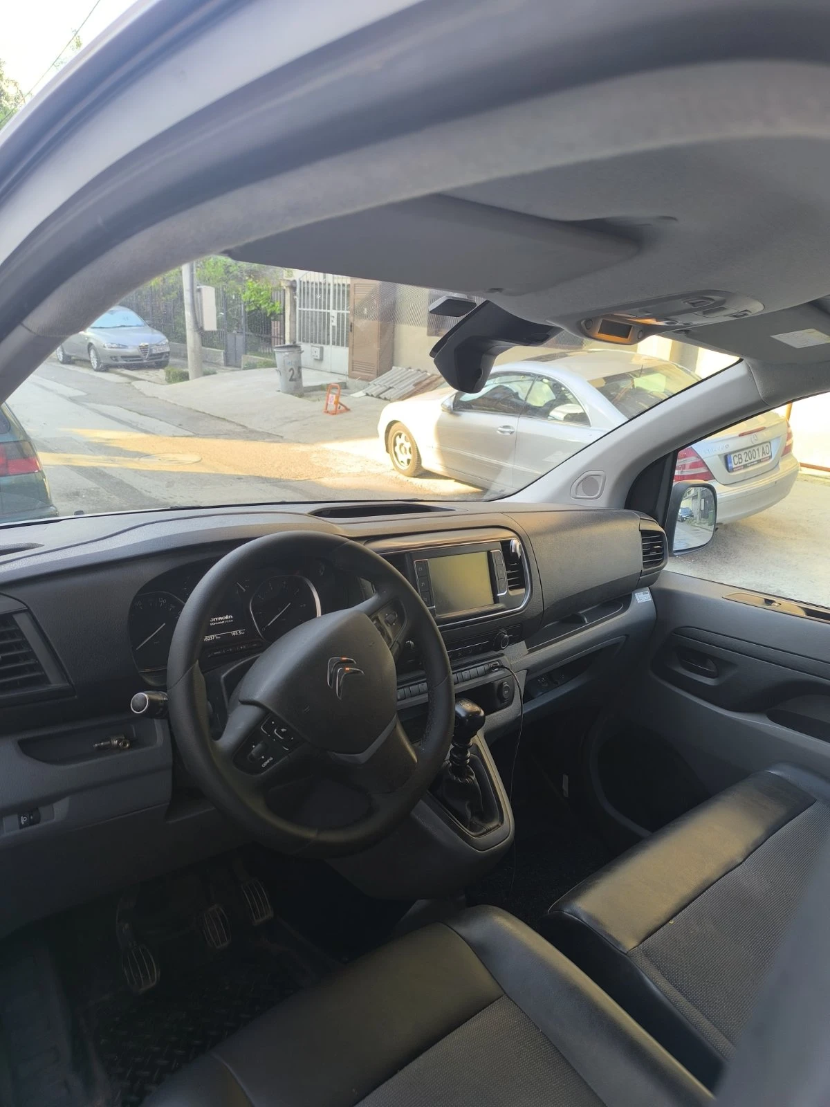 Citroen Jumpy 2.0 Blue-HDi Business M - изображение 8