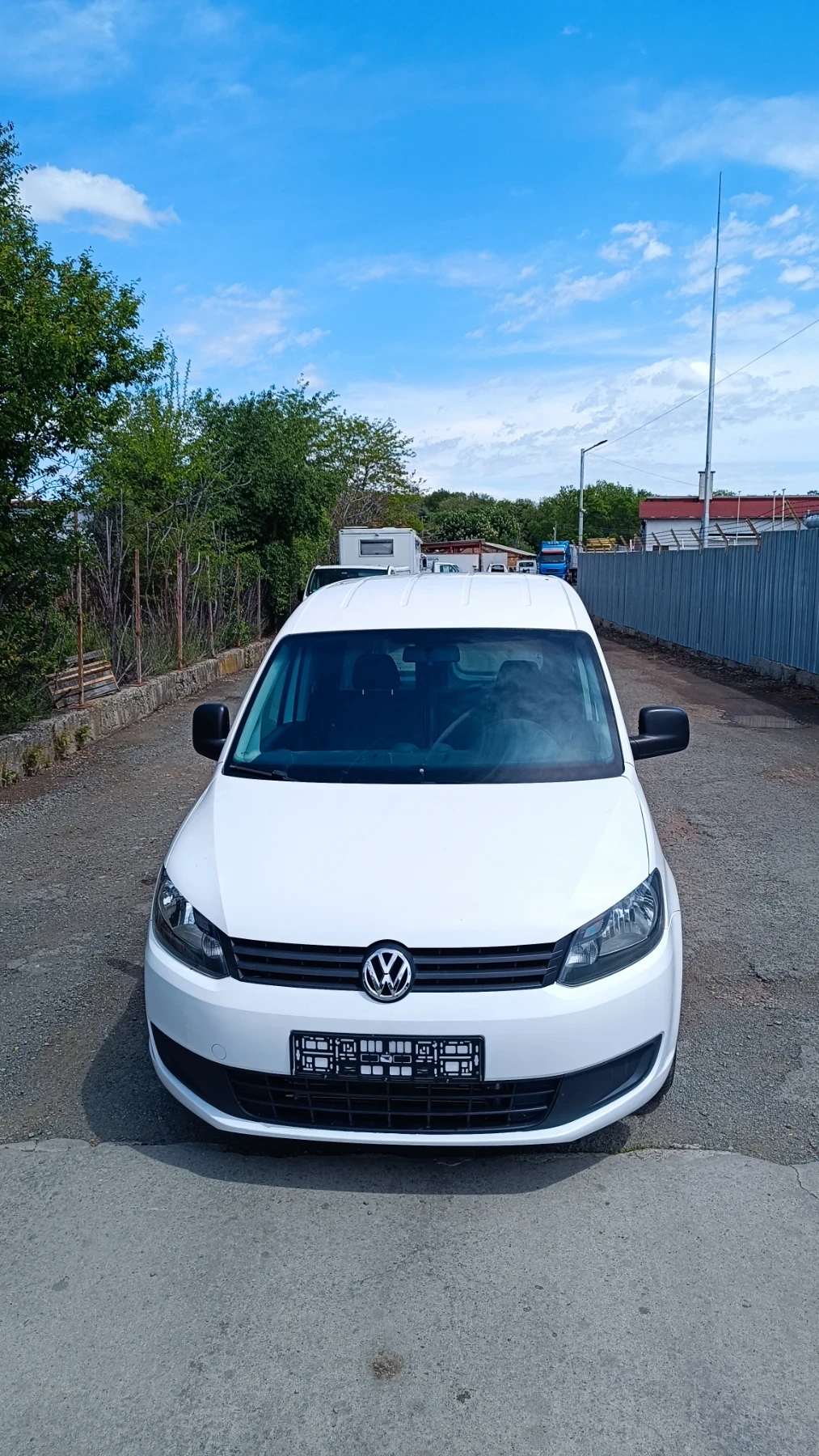 VW Caddy 1.6 TDI - изображение 3