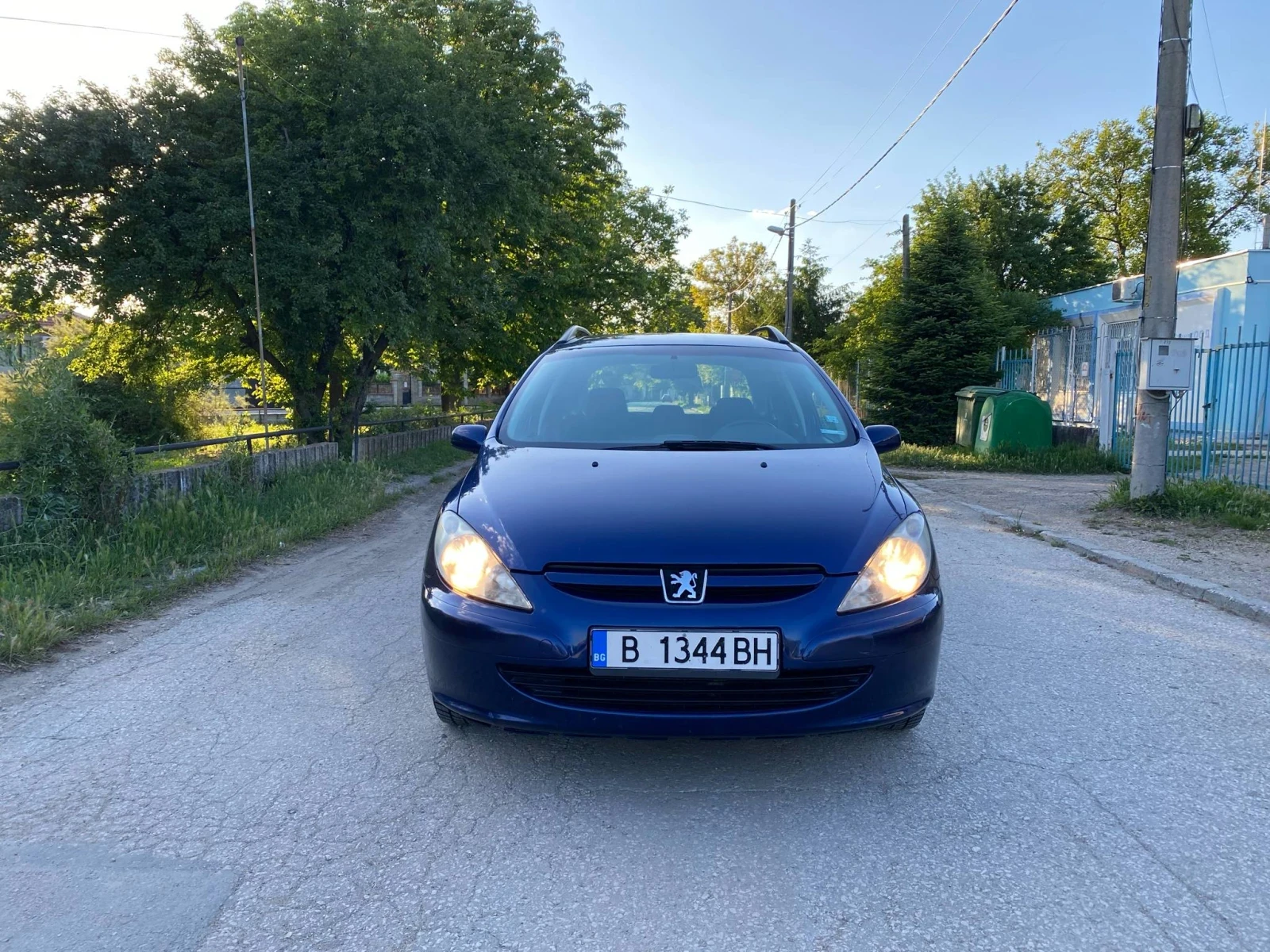Peugeot 307 1.9 HDI 6 СК - изображение 2