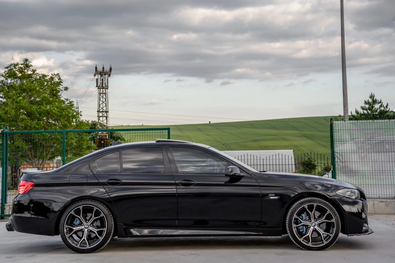 BMW 530 D / M-PERFORMANCE /CARBON  /SOFTCLOSE /3xTV / F1 - изображение 5