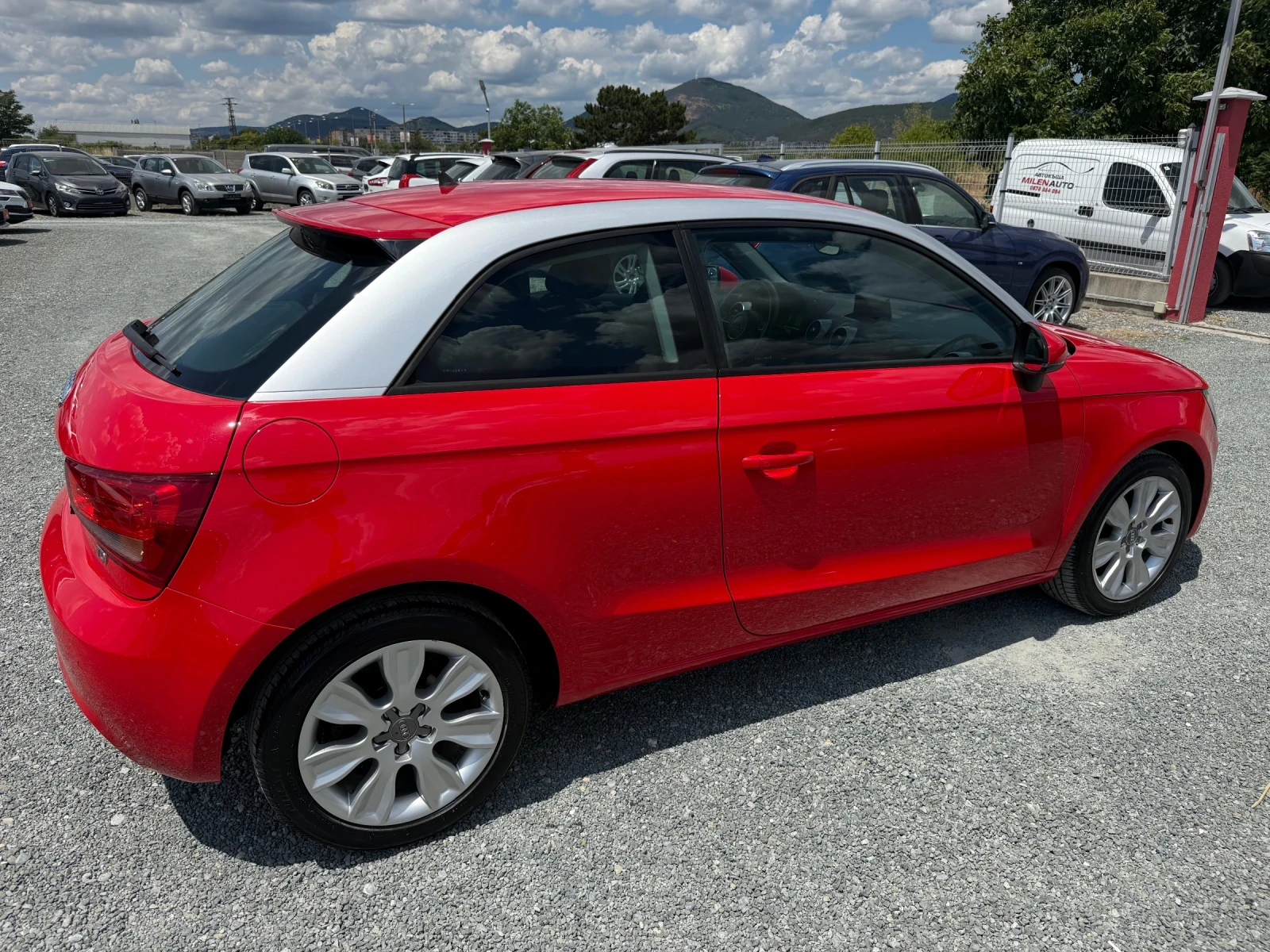 Audi A1 (KATO НОВА) - изображение 5