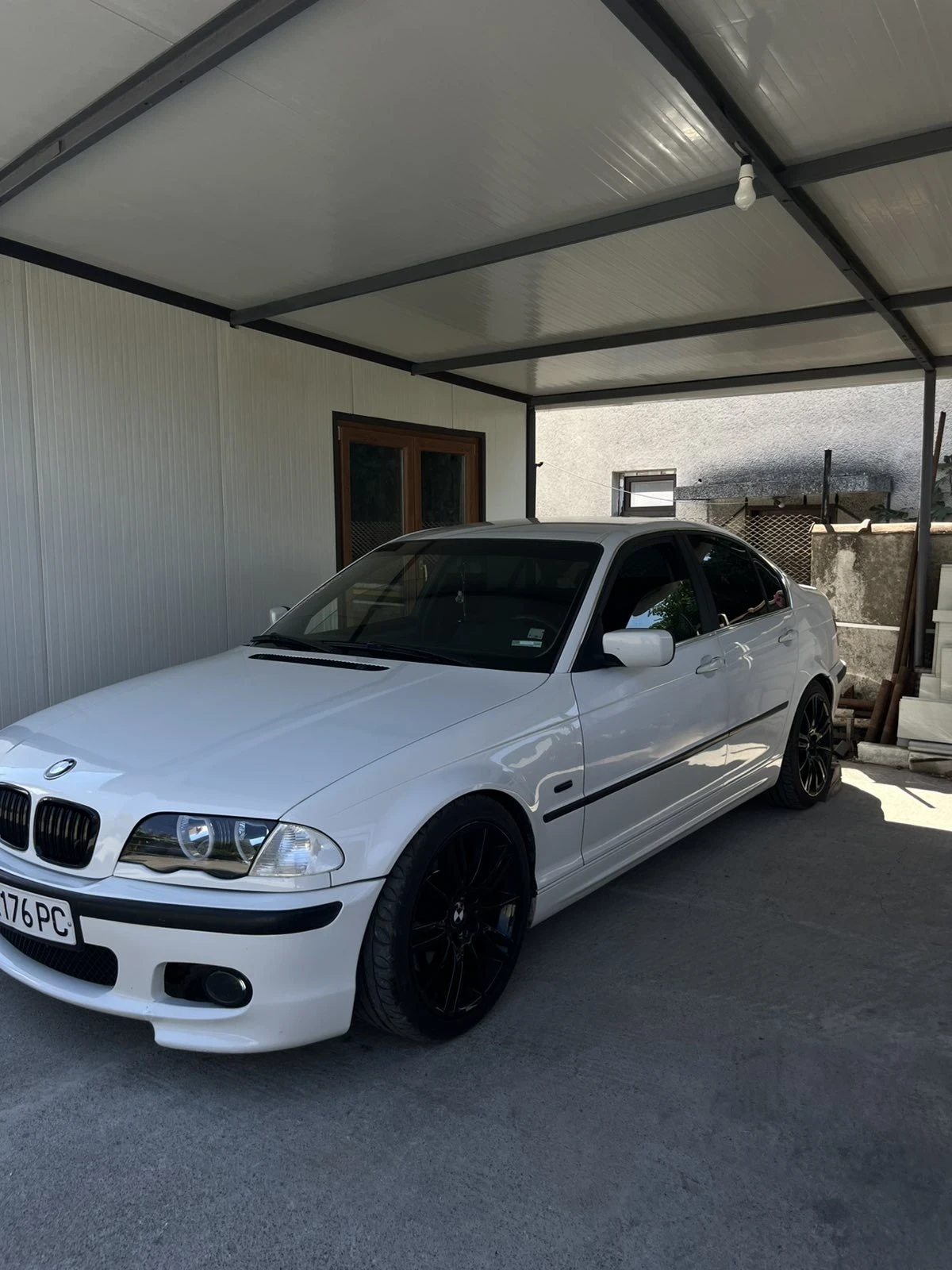 BMW 330  - изображение 2