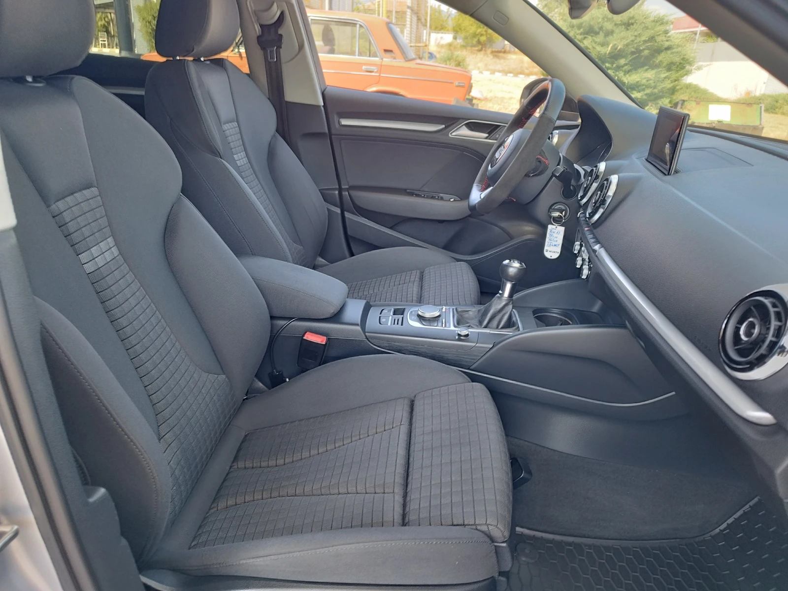 Audi A3 2.0  TDI | Mobile.bg   11