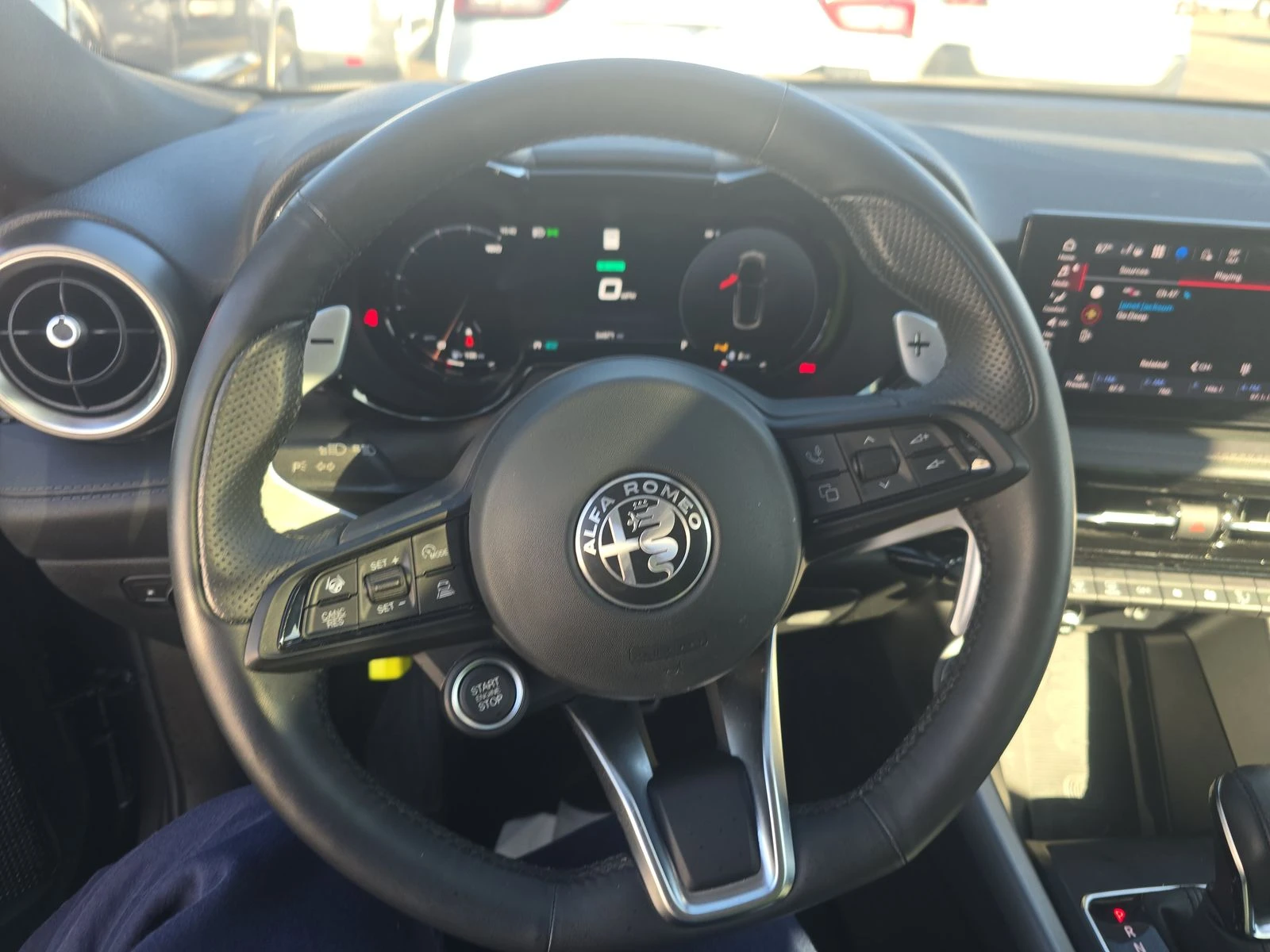 Alfa Romeo Tonale VELOCE* 97% BATTERY* HARMAN* OBDUH* PANO*  | Mobile.bg — изображение 7