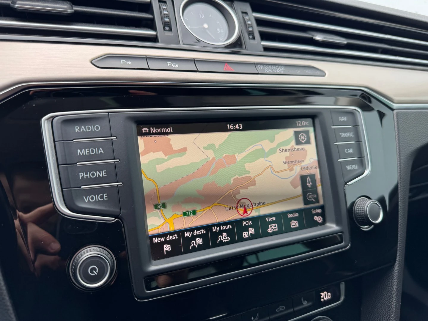 VW Passat Highline 1.8TSI BMT | Mobile.bg   14