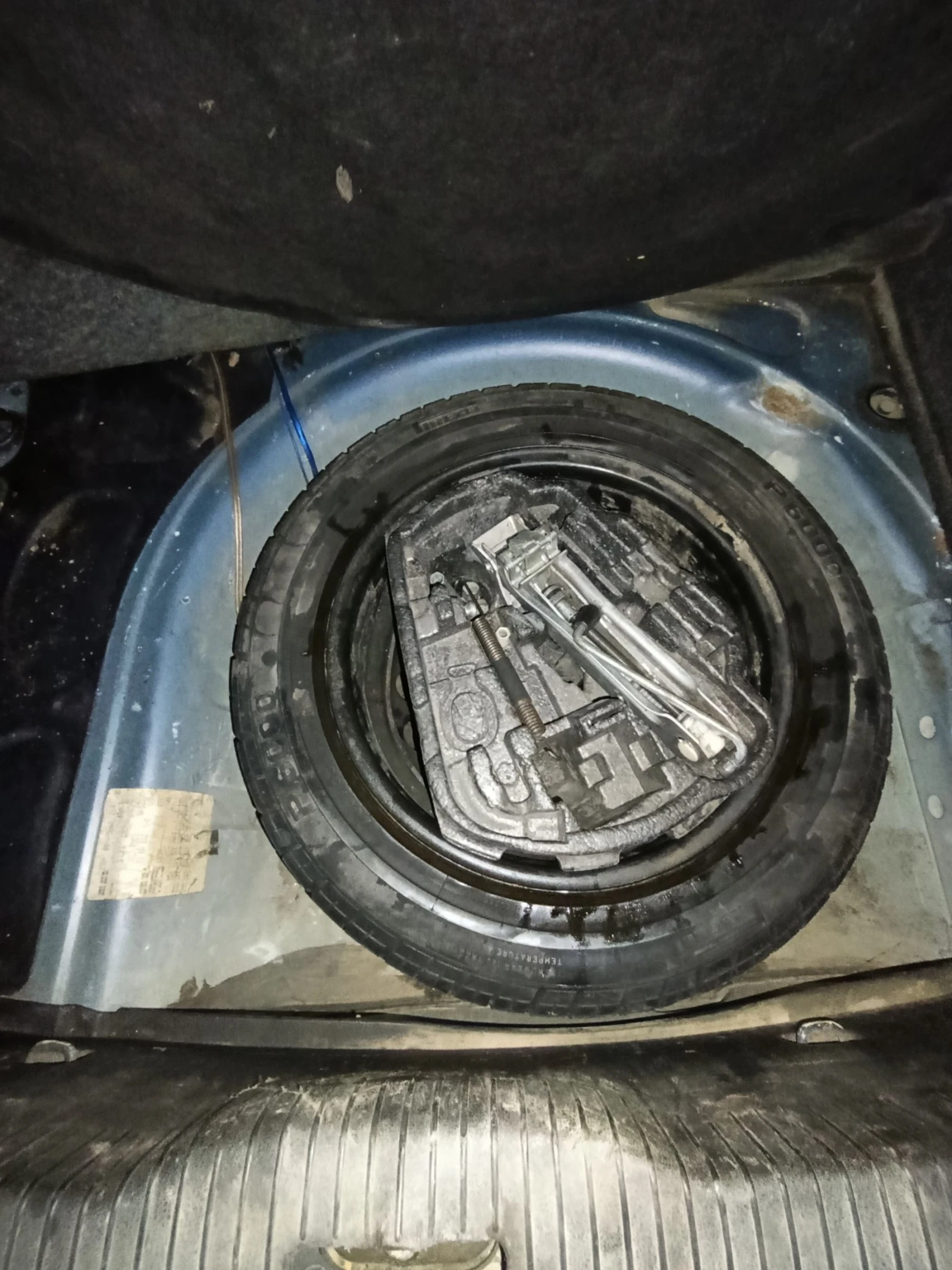 VW Golf 1.9 - изображение 8