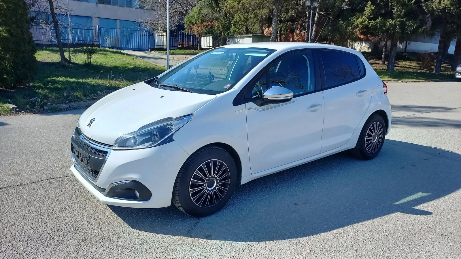Peugeot 208 1, 2i 82к.с.