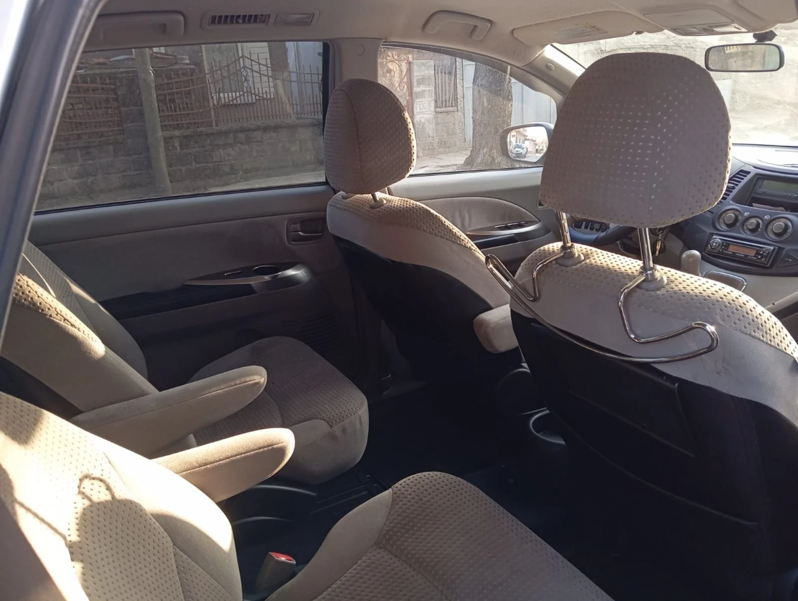 Mitsubishi Grandis, снимка 3 - Автомобили и джипове - 54866196