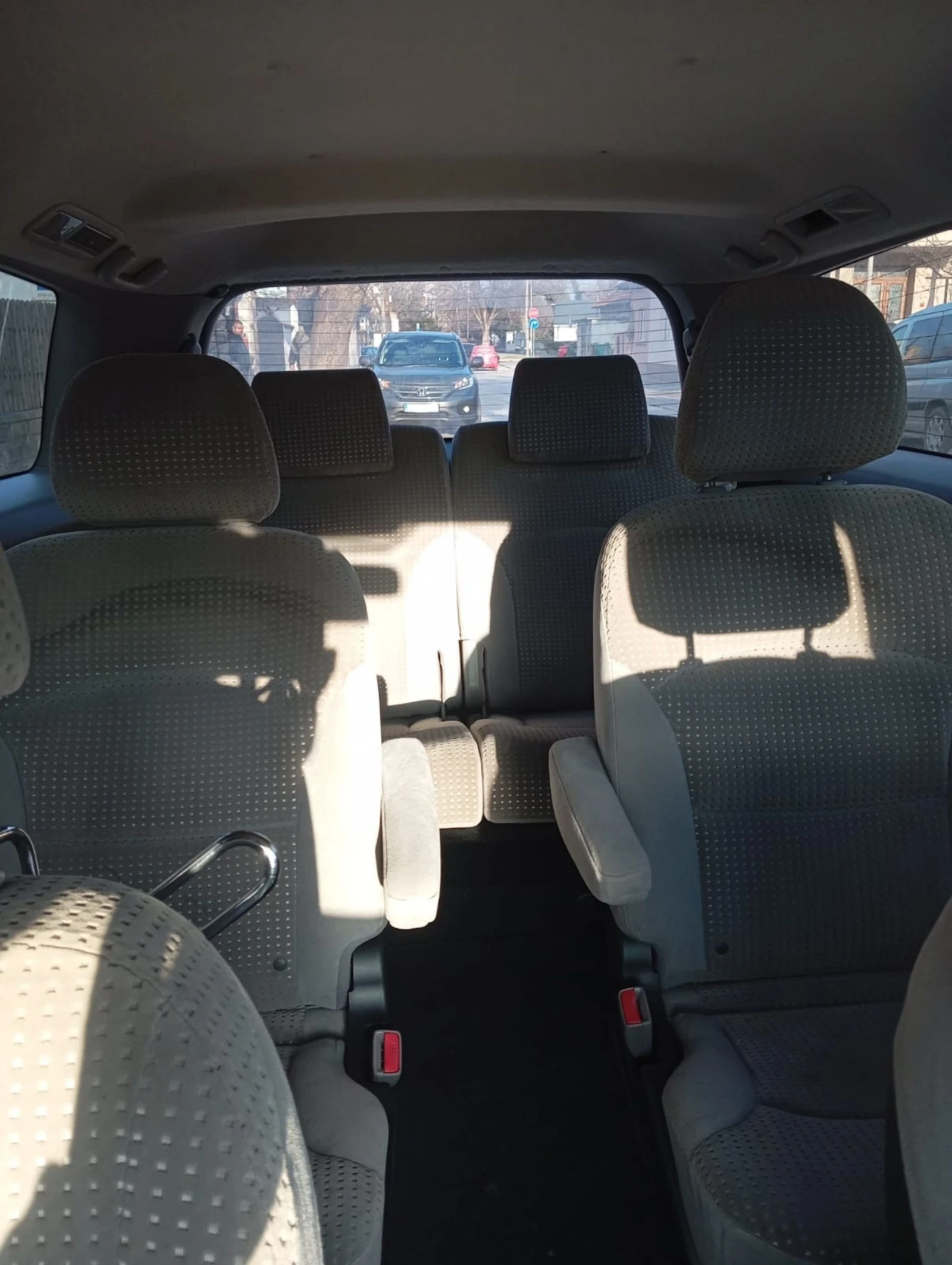 Mitsubishi Grandis, снимка 5 - Автомобили и джипове - 54866196
