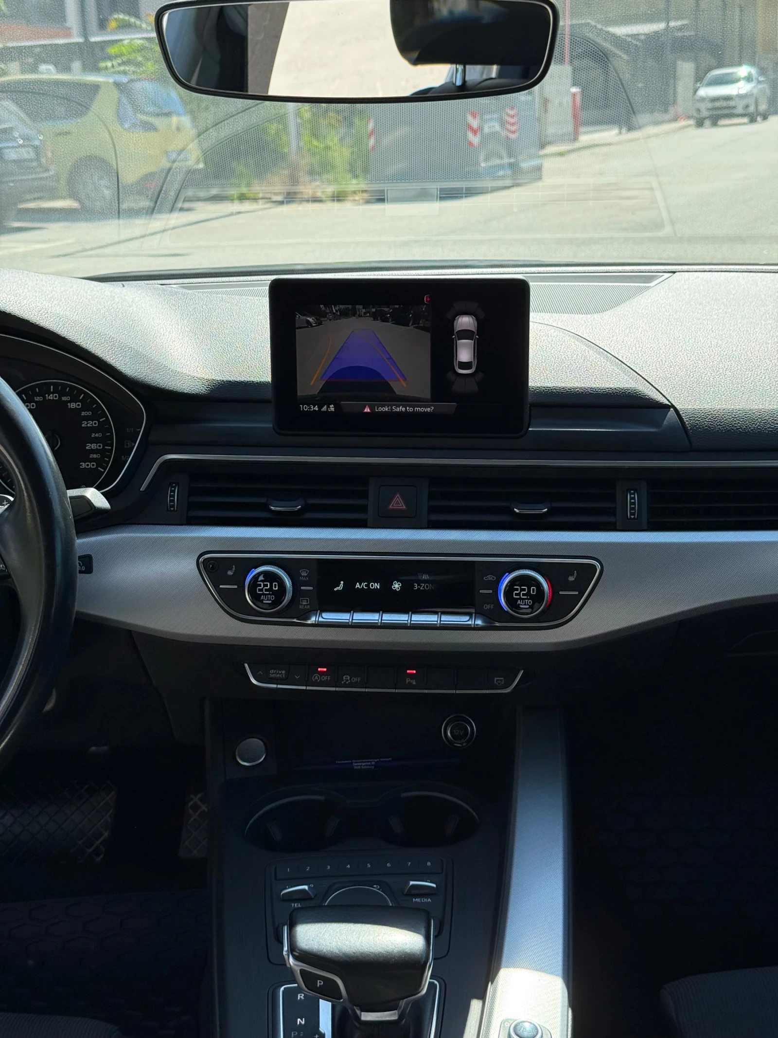 Audi A5 2.0 TDI, снимка 11 - Автомобили и джипове - 54910685