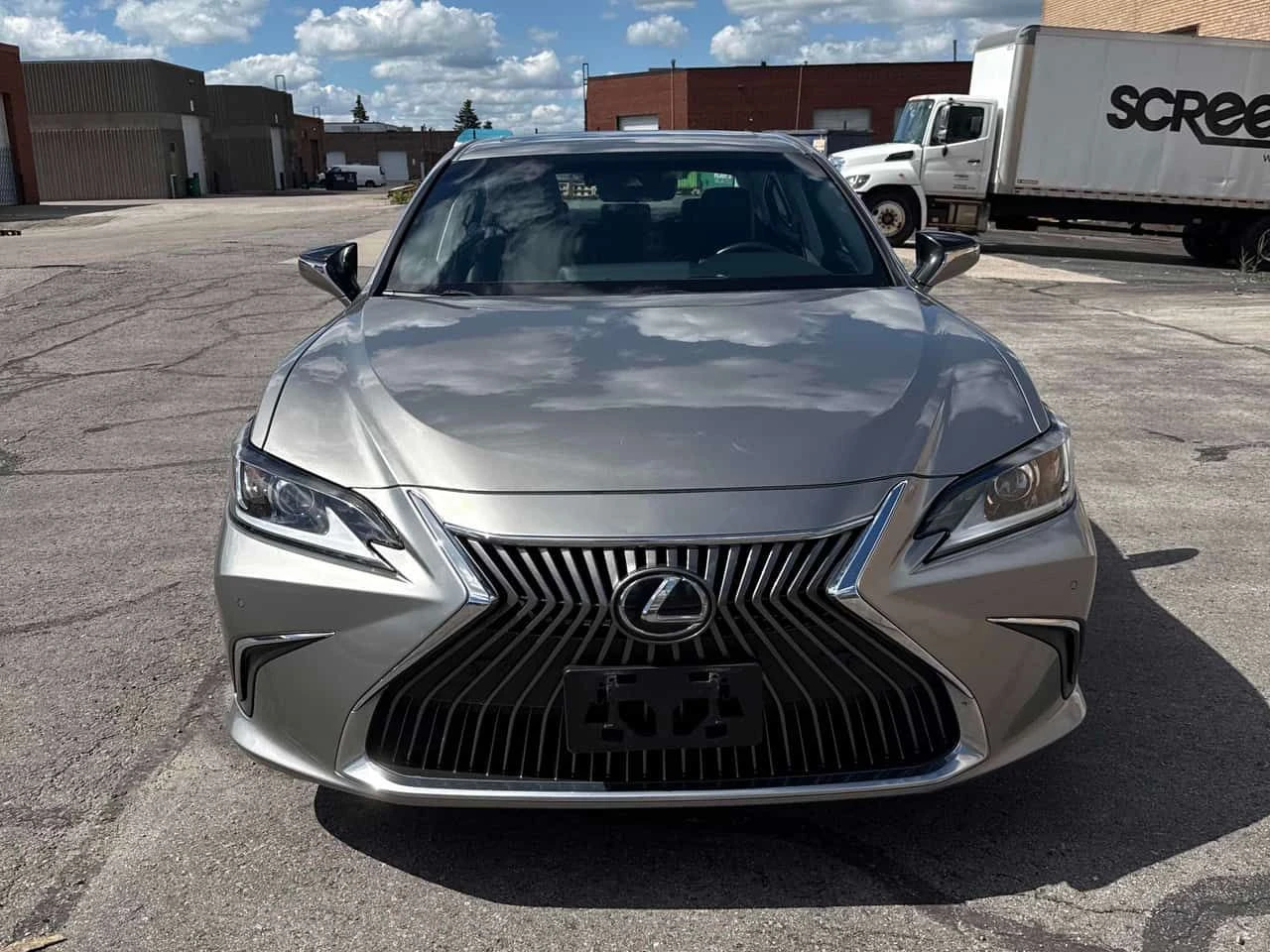 Lexus ES 350 Premium | CARFAX | БЕЗ ПЪРВОНАЧАЛНА ВНОСКА, снимка 2 - Автомобили и джипове - 54931750