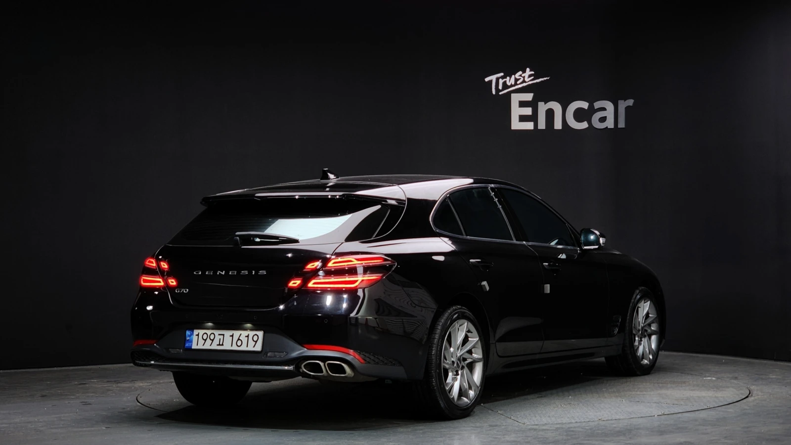 Genesis G70 Shooting Brake 2.0T, снимка 2 - Автомобили и джипове - 55038932