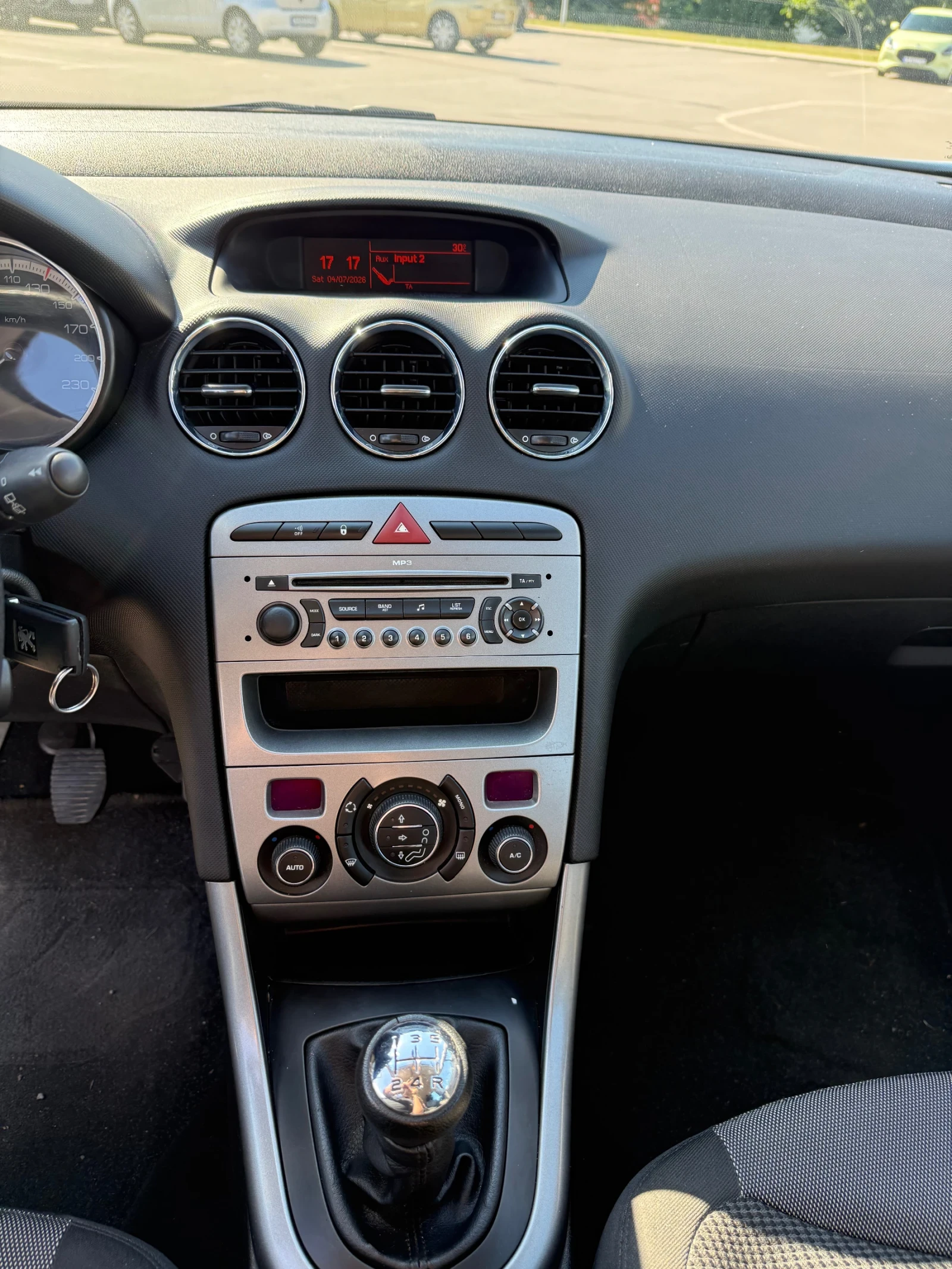 Peugeot 308 1.6, снимка 17 - Автомобили и джипове - 55195950