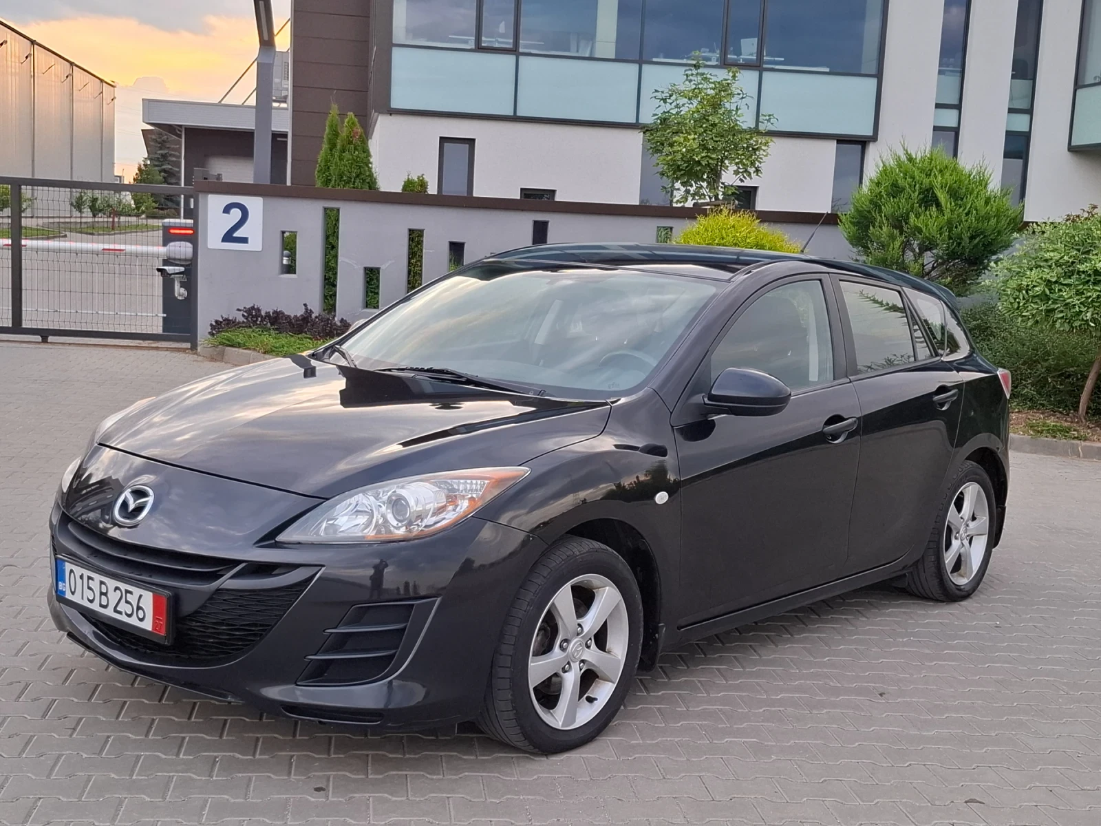 Mazda 3 1.6I* (105кс)* EURO-5* FACELIFT* * НОВ ВНОС* * , снимка 4 - Автомобили и джипове - 55304317