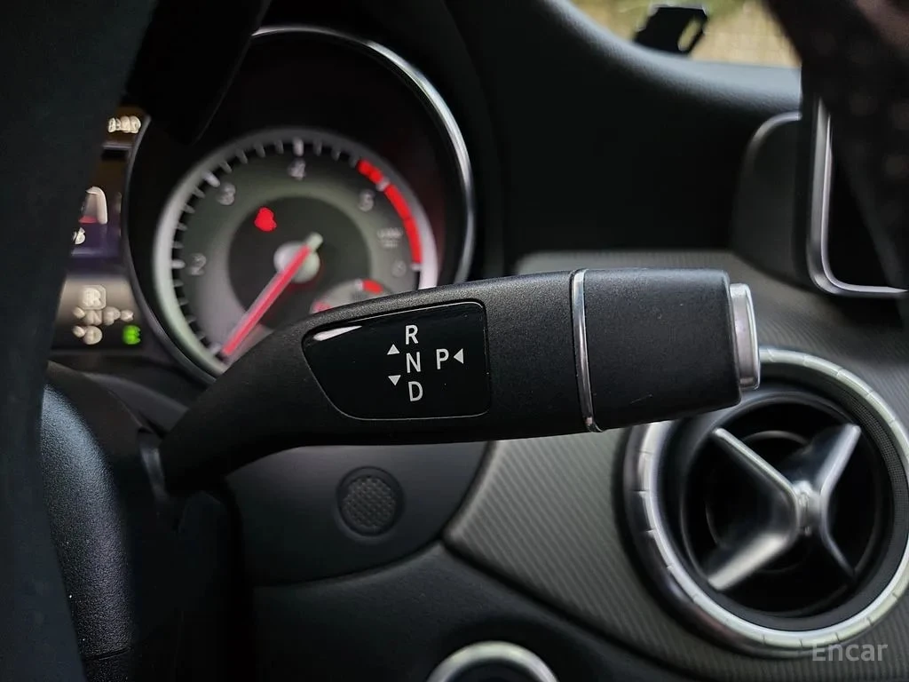 Mercedes-Benz CLA * CLA200 CDI * ���� �� �� | Mobile.bg � ����������� 9