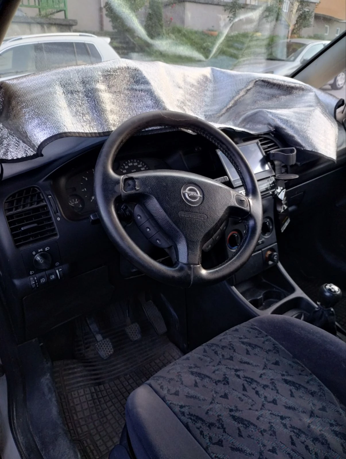 Opel Zafira A, снимка 8 - Автомобили и джипове - 55911848