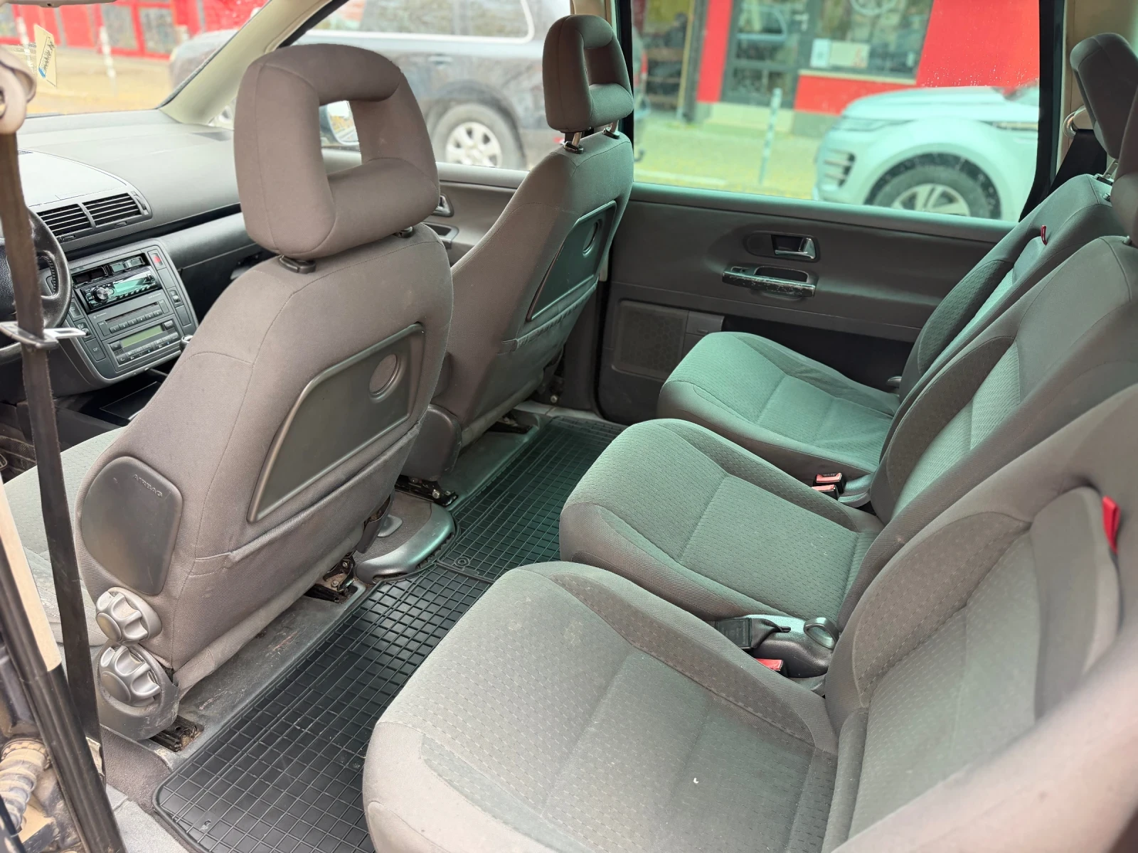 VW Sharan 1.9 131, снимка 7 - Автомобили и джипове - 56481894