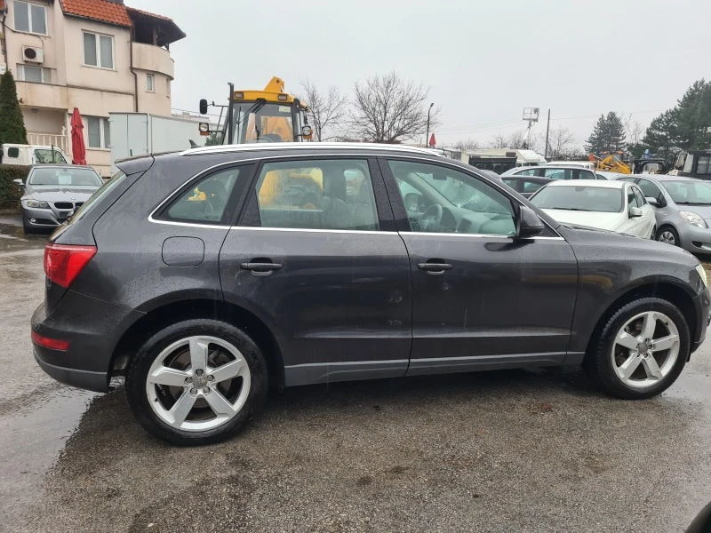 Audi Q5 3.0TDI QUATTRO/Navi/Panorama, снимка 4 - Автомобили и джипове - 41645873