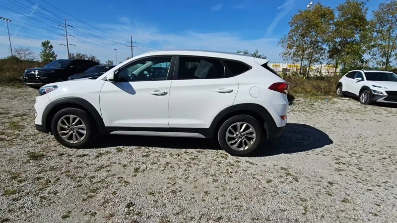 Hyundai Tucson SEL, снимка 1 - Автомобили и джипове - 47700353