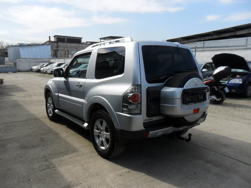 Mitsubishi Pajero 3, 2-D-4X4-AUTOMAT-KOJA-NAVI-ITALY, снимка 7 - Автомобили и джипове - 49411290