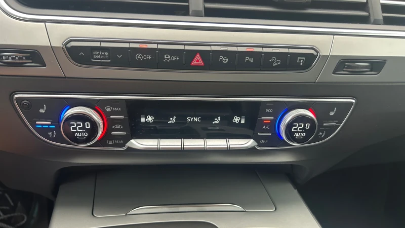 Audi Q7 Sline;Matrix;Bose;Panorama;Ambientno individual;, снимка 15 - Автомобили и джипове - 51379277