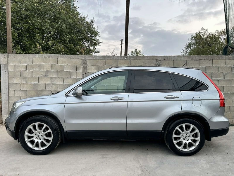Honda Cr-v 2.0 VTEC Бензин/Газ Executive Панорама Лизинг, снимка 2 - Автомобили и джипове - 51697506