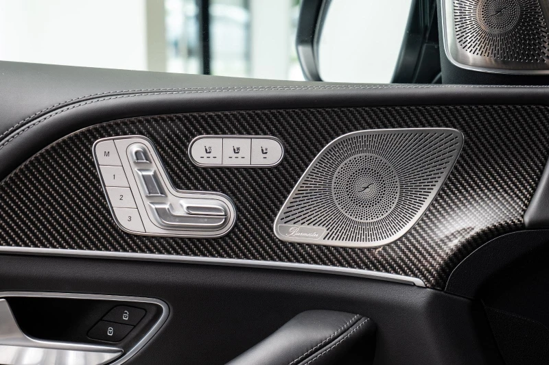 Mercedes-Benz GLS 63 AMG /4-MATIC/FACELIFT/CARBON/BURM 4D/PANO/EXCLUSIV/TV/, снимка 7 - Автомобили и джипове - 52049081