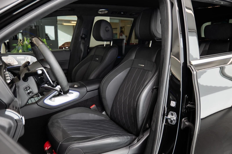 Mercedes-Benz GLS 63 AMG /4-MATIC/FACELIFT/CARBON/BURM 4D/PANO/EXCLUSIV/TV/, снимка 8 - Автомобили и джипове - 52049081