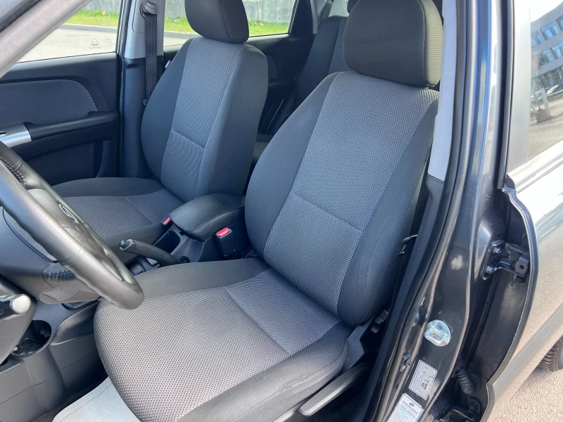 Kia Sportage 2.0i FACELIFT КЛИМАТРОНИК 129 000км! ТОП, снимка 8 - Автомобили и джипове - 52775932