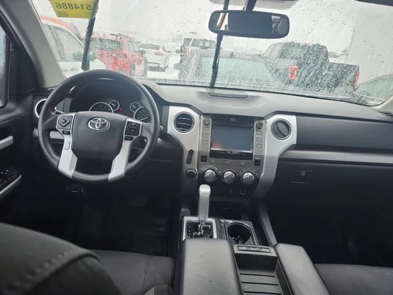 Toyota Tundra * SR * CARFAX * БЕЗ ПЪРВОНАЧАЛНА ВНОСКА, снимка 8 - Автомобили и джипове - 52803727