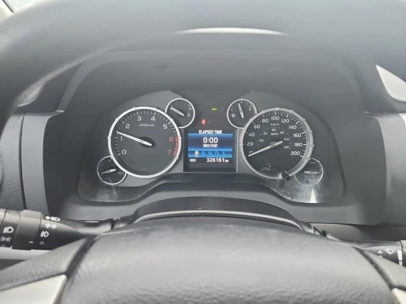 Toyota Tundra * SR * CARFAX * БЕЗ ПЪРВОНАЧАЛНА ВНОСКА, снимка 12 - Автомобили и джипове - 52803727