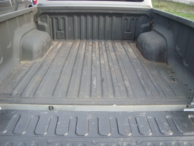 Toyota Hilux 2.4 D-4D - изображение 7