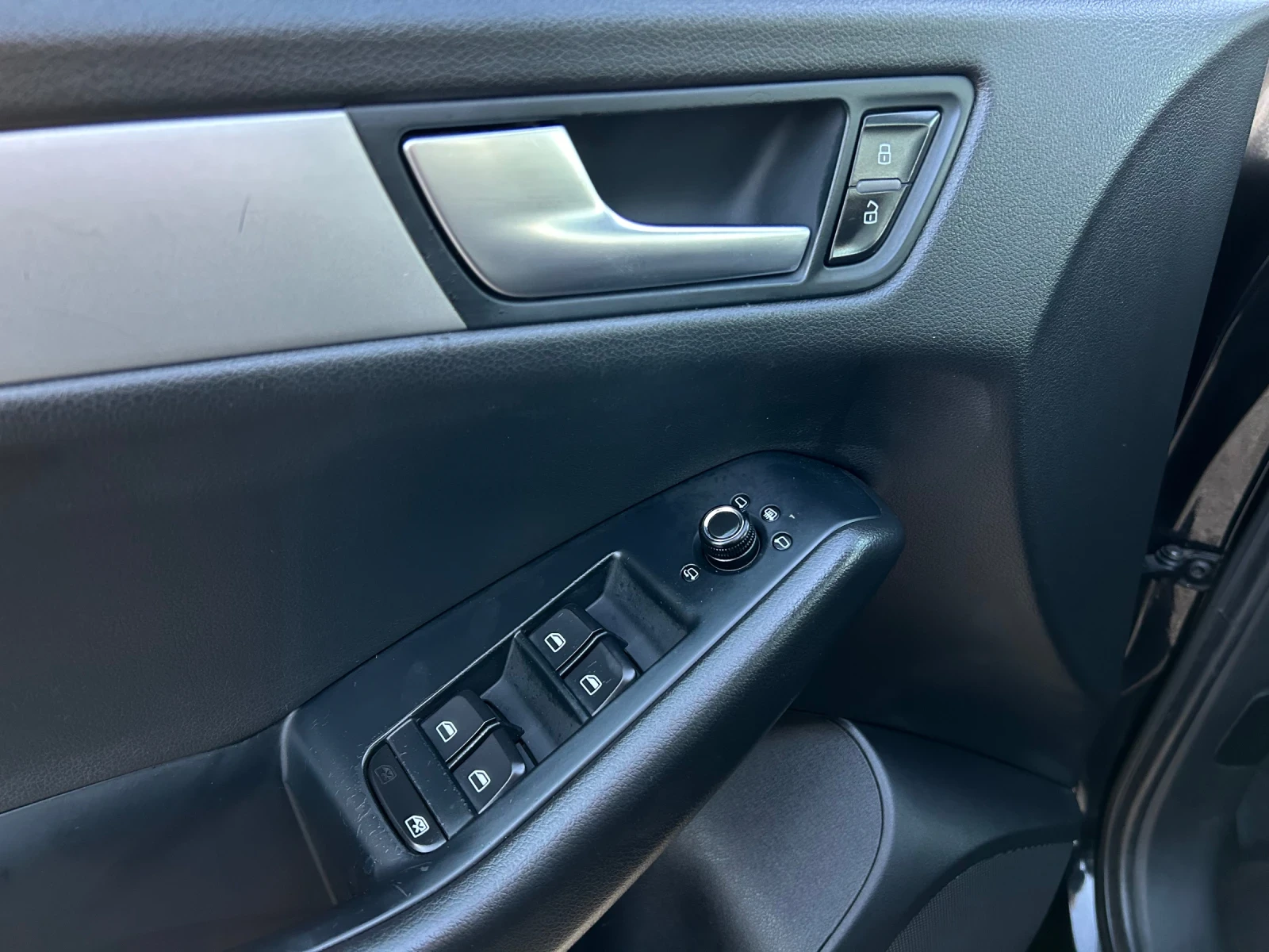 Audi Q5 2.0TDI 170к.с LED 6ск 4х4 - изображение 9