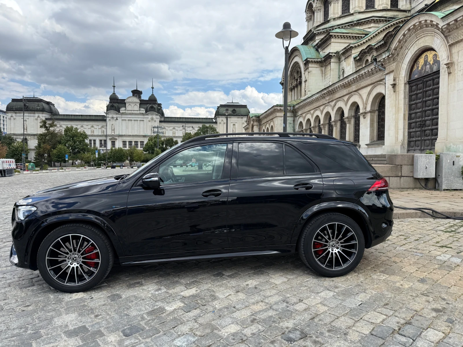 Mercedes-Benz GLE 350 de* AMG* 4Matic* 360 - изображение 6