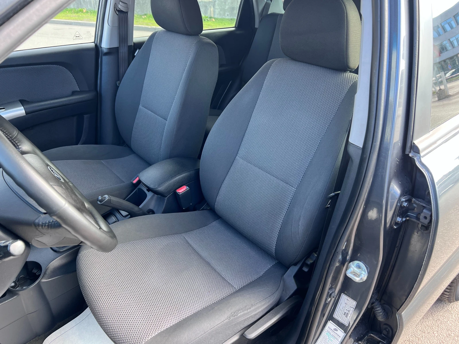 Kia Sportage 2.0i FACELIFT КЛИМАТРОНИК 129 000км! ТОП - изображение 8