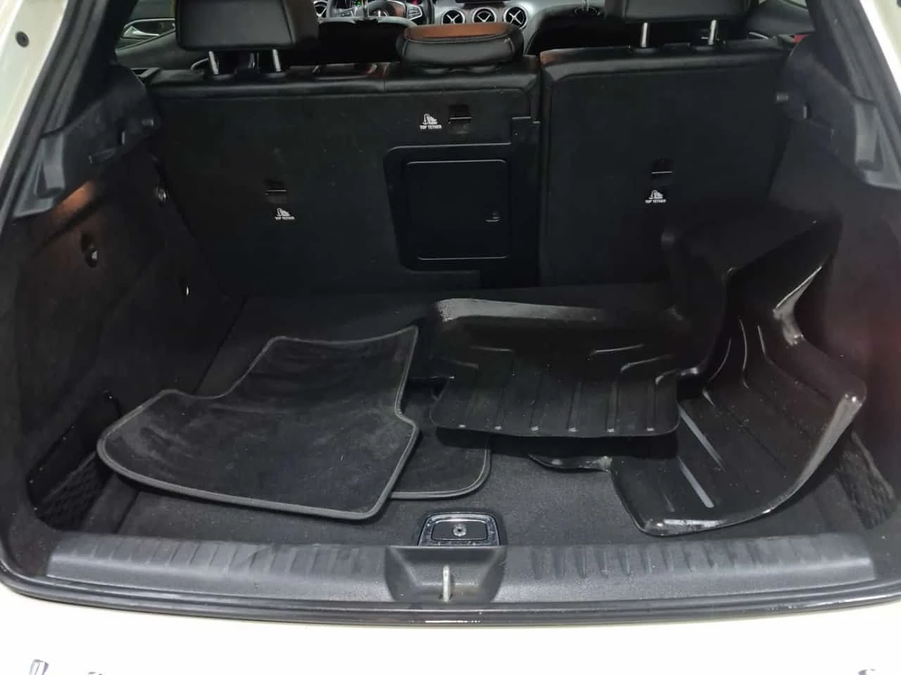 Mercedes-Benz GLA * 250 * CARFAX * БЕЗ ПЪРВОНАЧАЛНА ВНОСКА, снимка 13 - Автомобили и джипове - 53870010