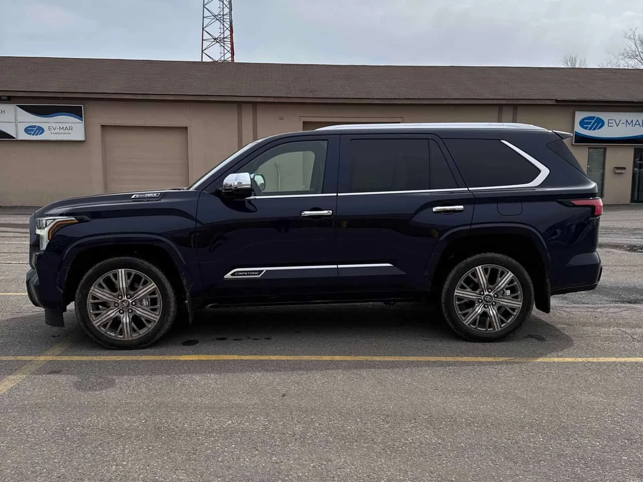 Toyota Sequoia * 4WD * 2 �����* �������* KEYLESS*  | Mobile.bg � ����������� 2