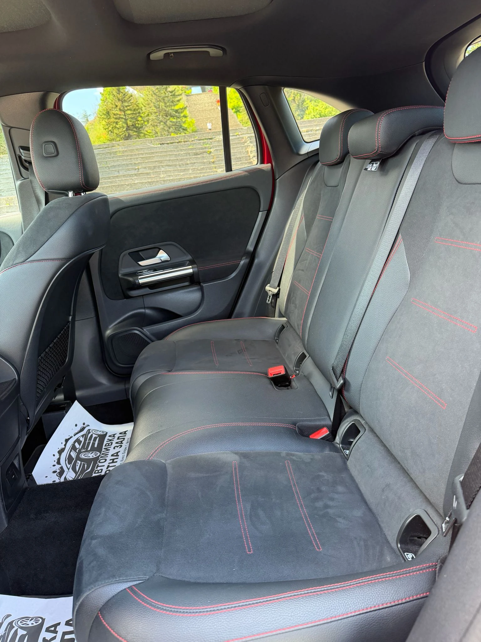 Mercedes-Benz GLA 250 AMG/4 Matik/FULL/Като Нов/, снимка 12 - Автомобили и джипове - 54597863