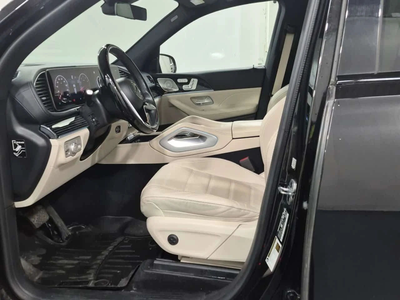 Mercedes-Benz GLE 450  CARFAX * БЕЗ ПЪРВОНАЧАЛНА ВНОСКА, снимка 4 - Автомобили и джипове - 54841811