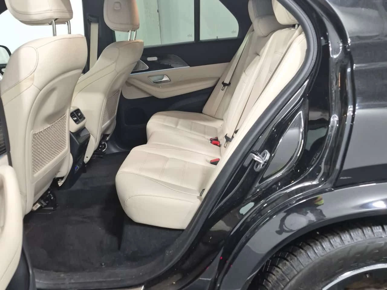 Mercedes-Benz GLE 450  CARFAX * БЕЗ ПЪРВОНАЧАЛНА ВНОСКА, снимка 10 - Автомобили и джипове - 54841811