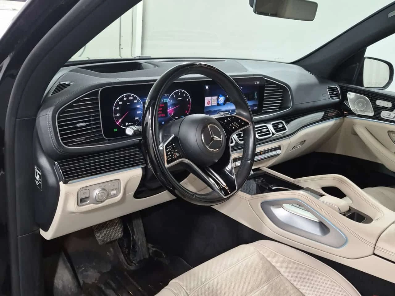 Mercedes-Benz GLE 450  CARFAX * БЕЗ ПЪРВОНАЧАЛНА ВНОСКА, снимка 8 - Автомобили и джипове - 54841811
