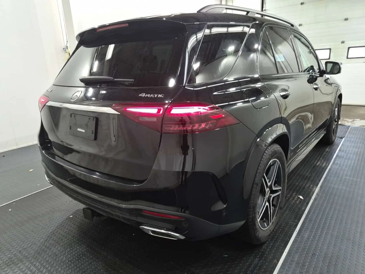 Mercedes-Benz GLE 450  CARFAX * БЕЗ ПЪРВОНАЧАЛНА ВНОСКА, снимка 3 - Автомобили и джипове - 54841811