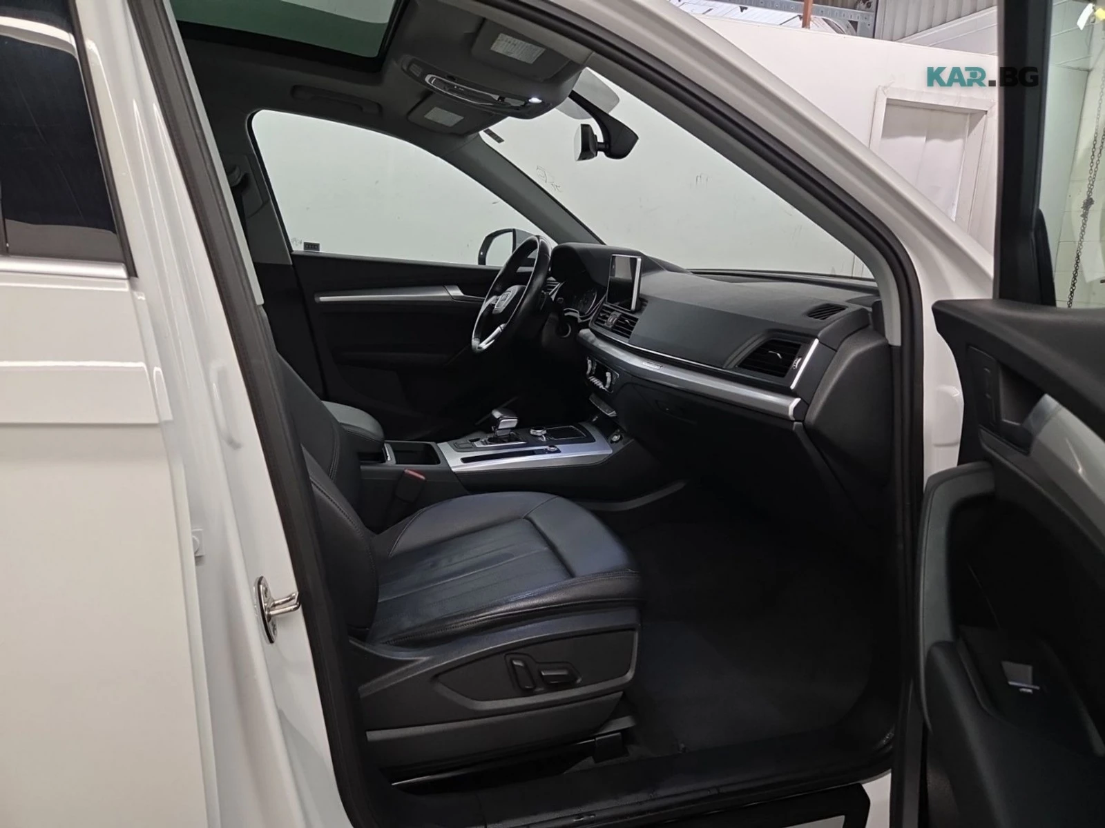 Audi Q5 Progressiv * Pano * АвтоКредит * (ЦЕНА ДО БГ), снимка 10 - Автомобили и джипове - 55071704